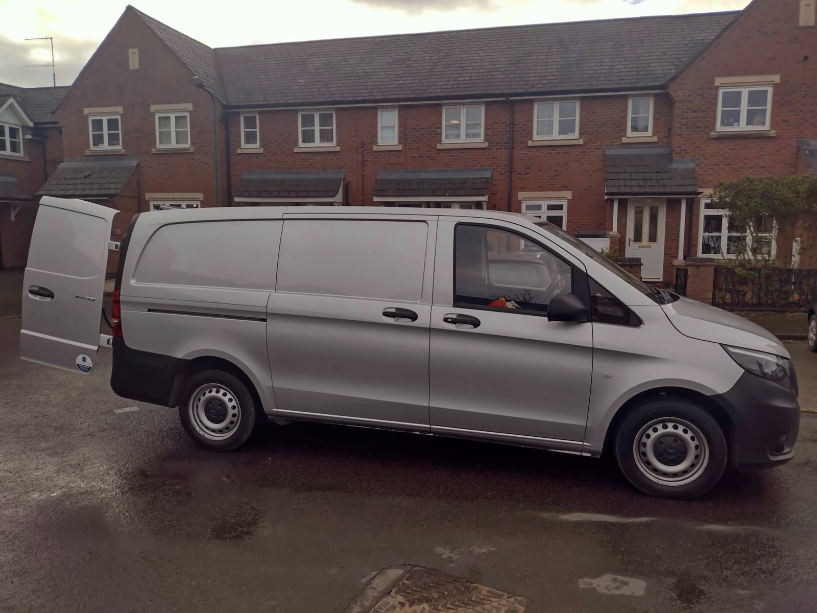 BVan delivery van