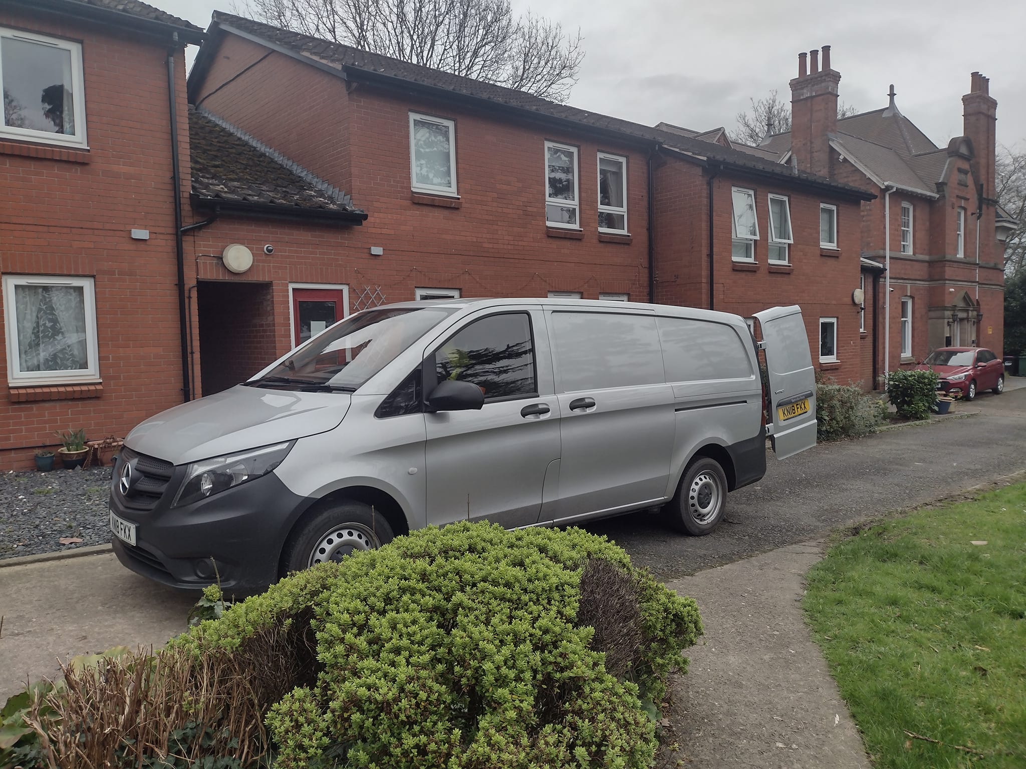 Reliable man and van in Whitchurch operated by Richard Bevan for small and medium moves